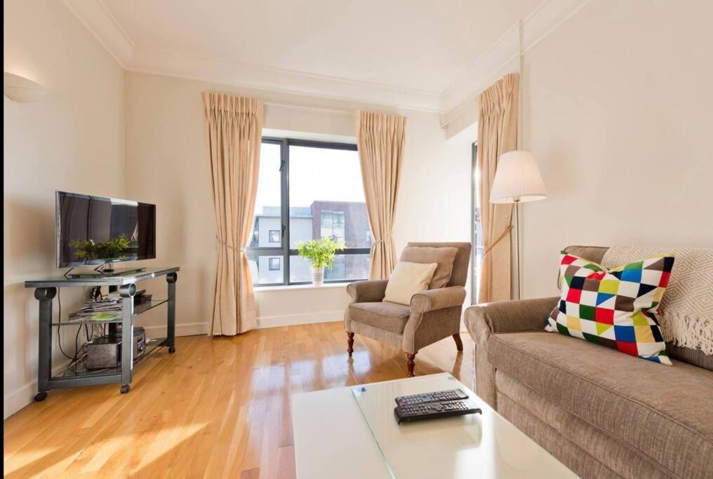 דבלין Luxury Apartment In D1 מראה חיצוני תמונה